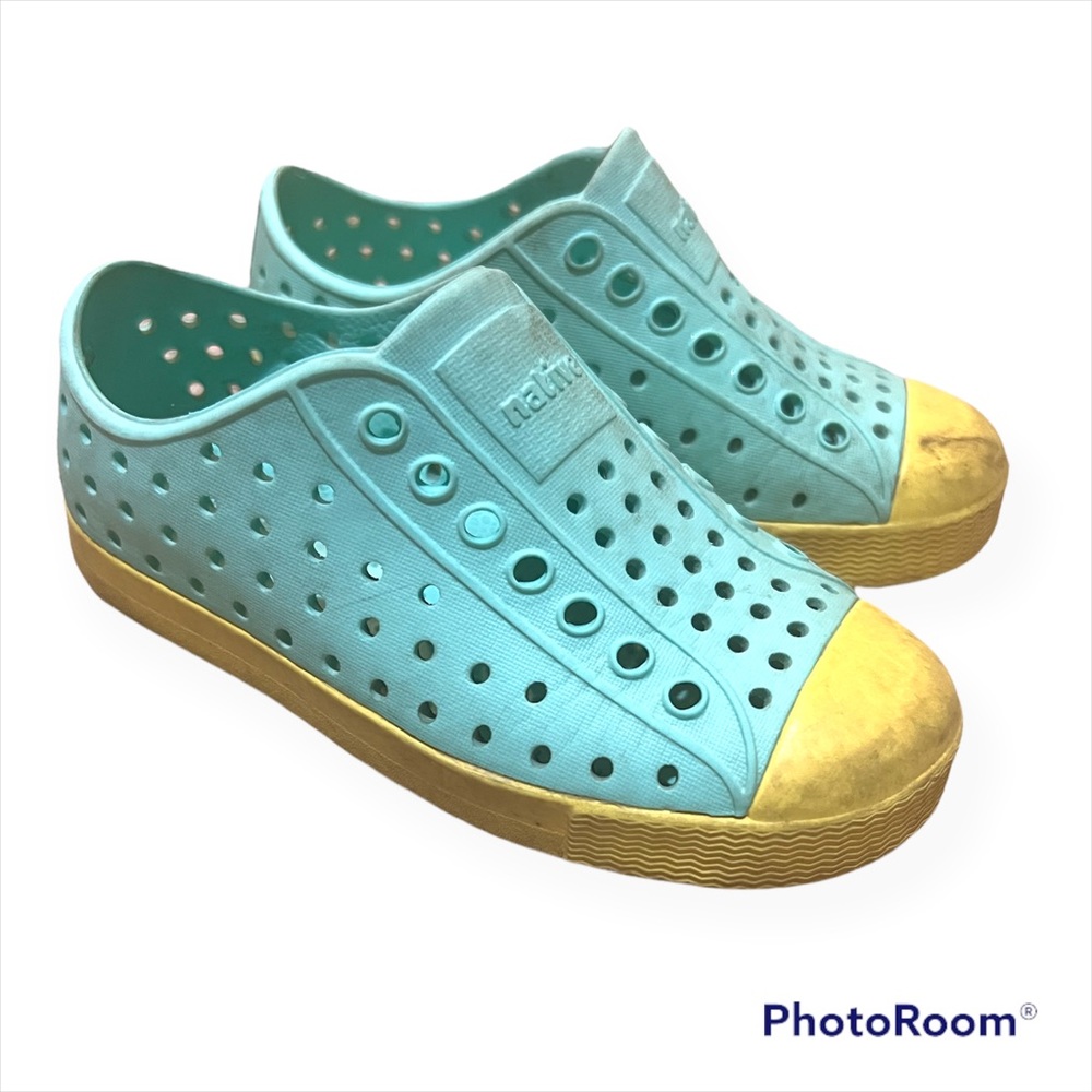Toddler Natives size 10